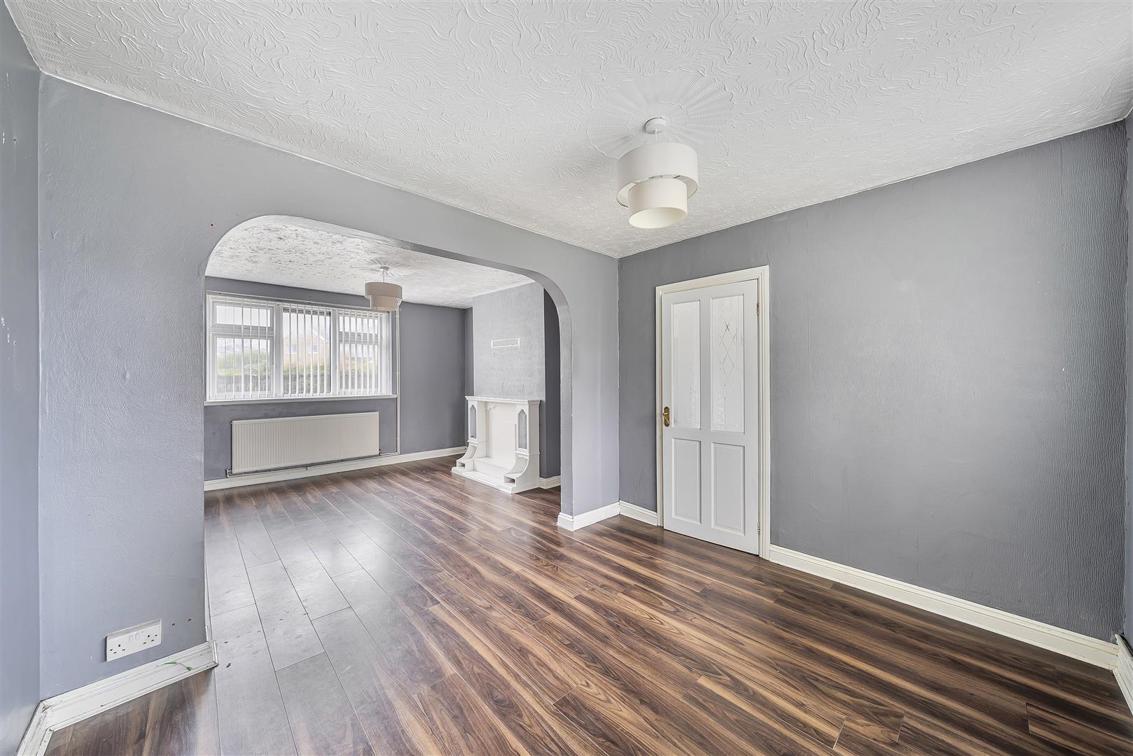 Upper Gendros Crescent, Gendros, Swansea, SA5 8DY